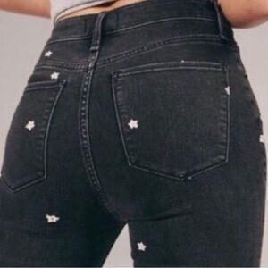 Abercrombie & Fitch Black High Rise Super Skinny
Ankle Daisy Embrod. Jeans 10